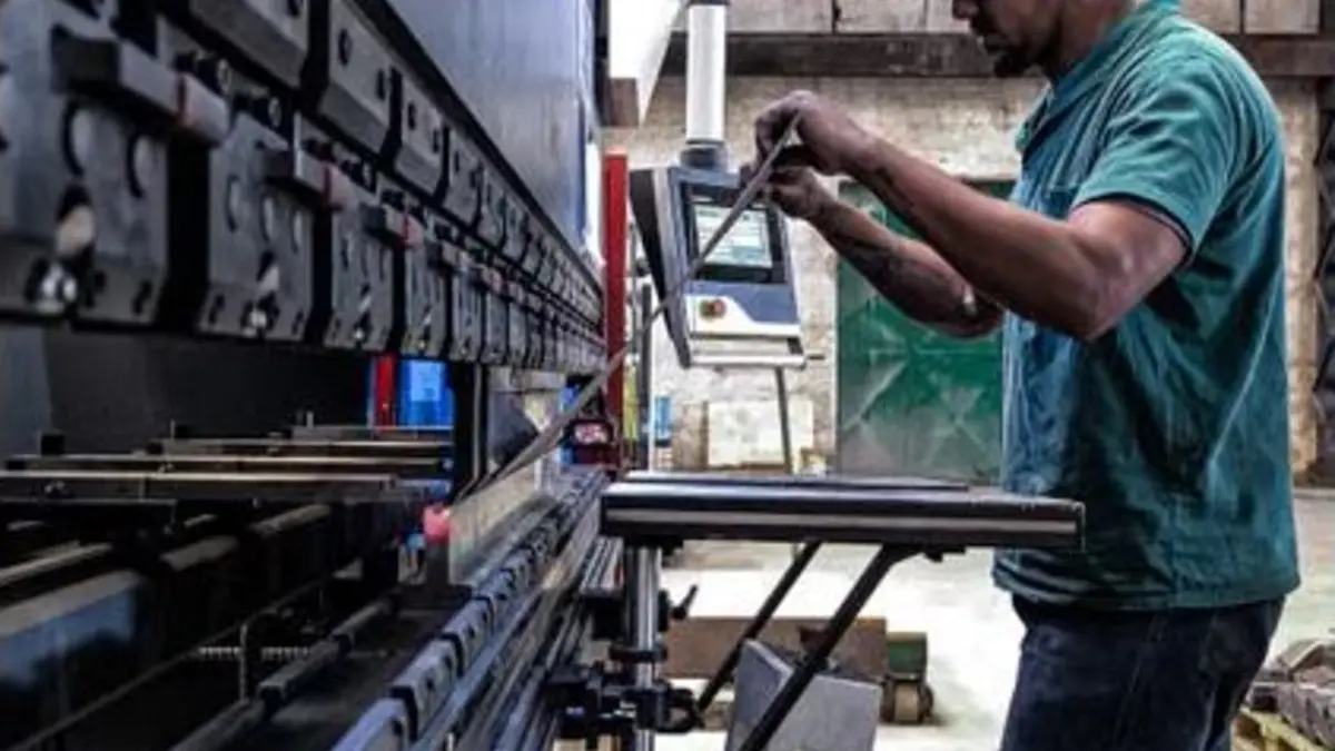 ERP industrial para fabricación bajo pedido en una planta de producción